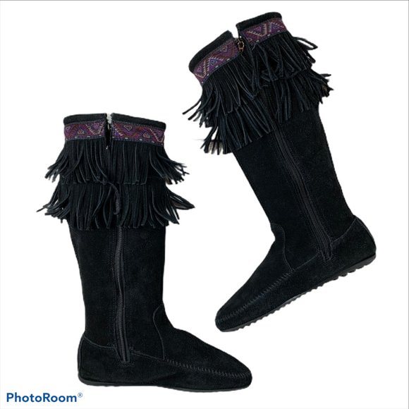 ⭐️SOLD⭐️ Minnetonka Moccasin Fringe Knee Boots 9 - Picture 9 of 13